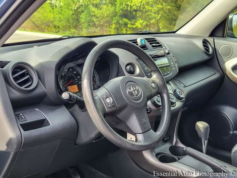 Used 2010 Toyota RAV4 Sport image 9