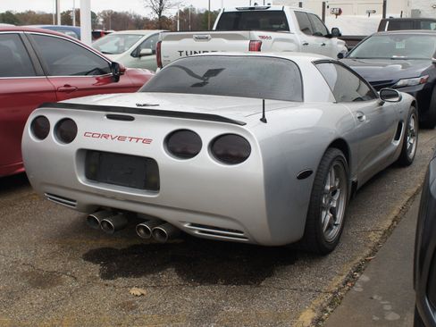Used 2002 Chevrolet Corvette Z06 w/ Memory Pkg image 3