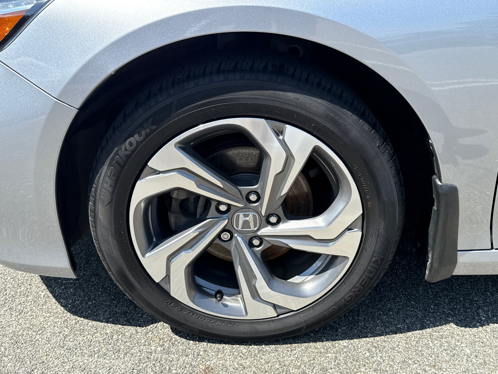 Used 2020 Honda Accord EX-L image 8