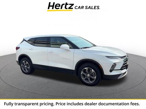 Used 2025 Chevrolet Blazer LT FWD image 1