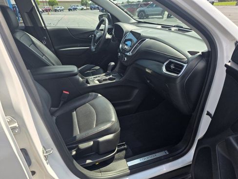 Used 2019 Chevrolet Equinox Premier FWD image 17