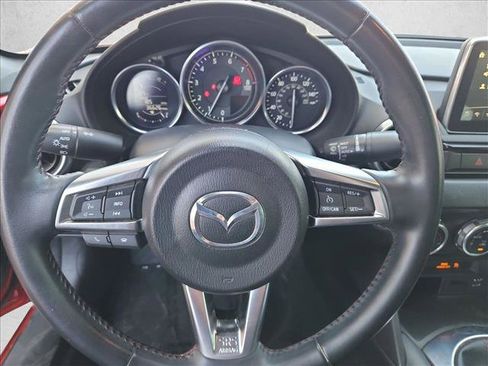 Used 2016 MAZDA MX-5 Miata Grand Touring RWD image 12
