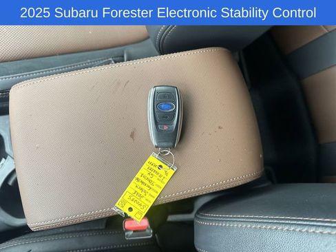 Certified 2025 Subaru Forester Touring w/ Touring Package AWD/4WD image 30