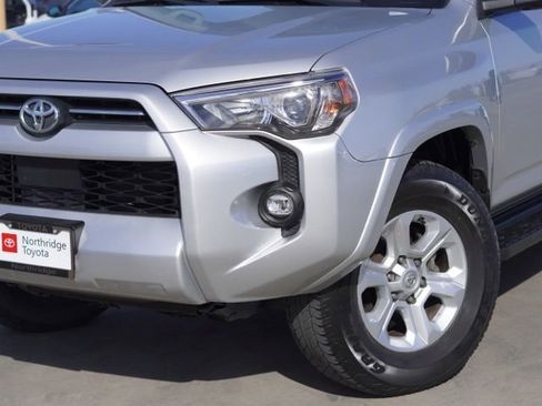 Used 2024 Toyota 4Runner SR5 Premium image 5