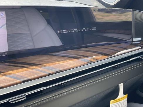 New 2026 Cadillac Escalade Platinum Sport image 31