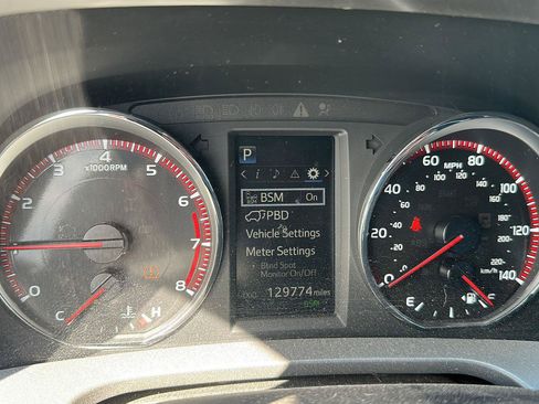Used 2016 Toyota RAV4 SE AWD/4WD image 9