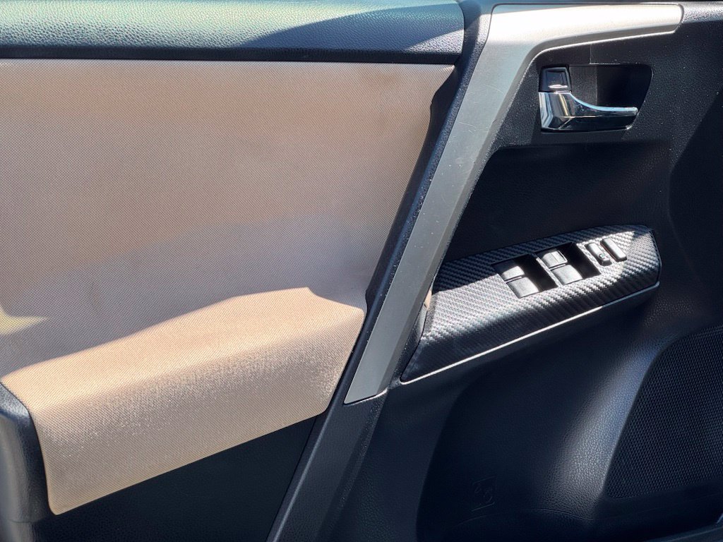 Used 2014 Toyota RAV4 XLE FWD image 9