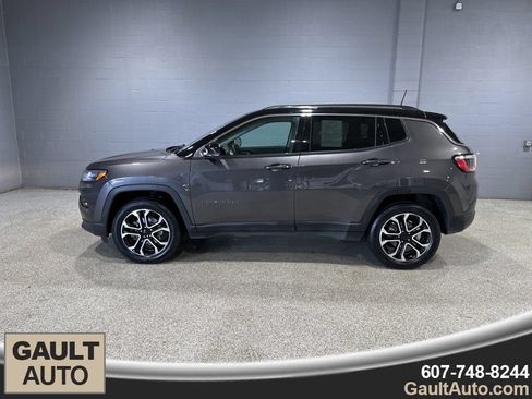 Used 2022 Jeep Compass Limited AWD/4WD image 5