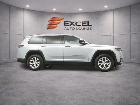 Used 2021 Jeep Grand Cherokee L Limited AWD/4WD image 52