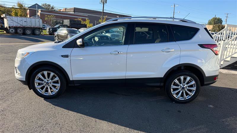 Used 2017 Ford Escape Titanium AWD/4WD image 3