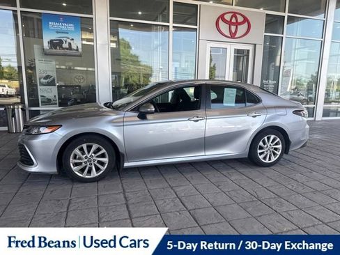 Used 2023 Toyota Camry LE FWD image 19