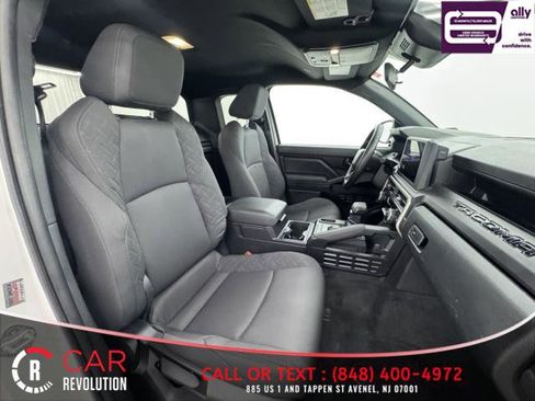 Used 2024 Toyota Tacoma SR image 42