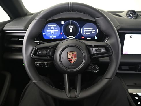 Used 2025 Porsche Macan 4 Electric AWD/4WD image 36