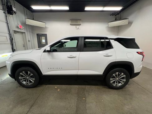 New 2026 Chevrolet Equinox LT image 6
