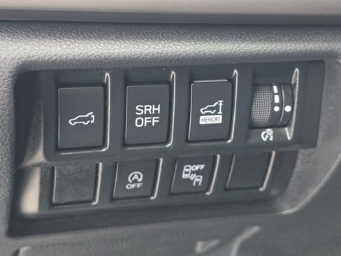 Used 2023 Subaru Forester Premium image 10