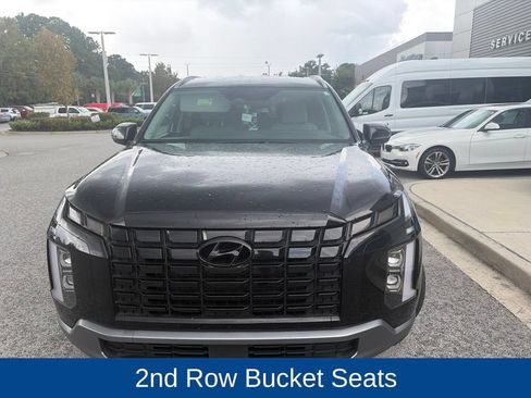 Used 2025 Hyundai Palisade SEL FWD image 3