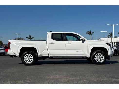 New 2026 Toyota Tacoma SR5 AWD/4WD image 3