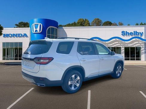 New 2026 Honda Pilot EX-L image 8