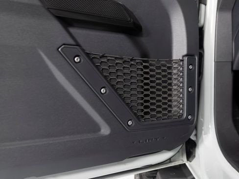 Used 2024 Ford Bronco Wildtrak AWD/4WD image 13
