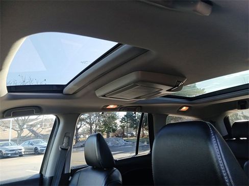 Used 2020 Honda Pilot Elite image 22