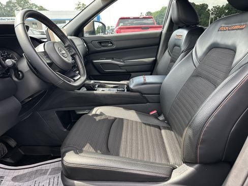 Used 2024 Nissan Pathfinder Rock Creek AWD/4WD image 10