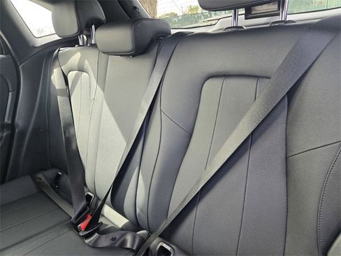 Used 2025 Mercedes-Benz GLA 250 4MATIC image 12