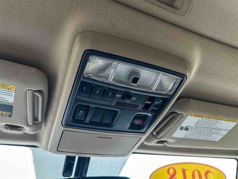 Used 2018 Toyota 4Runner Limited image 38