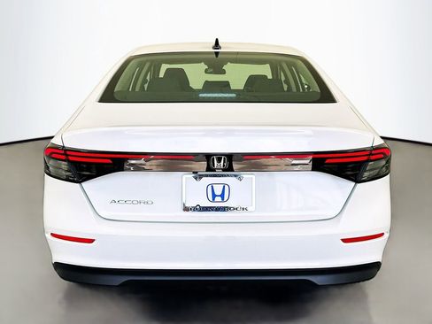 New 2026 Honda Accord SE image 6