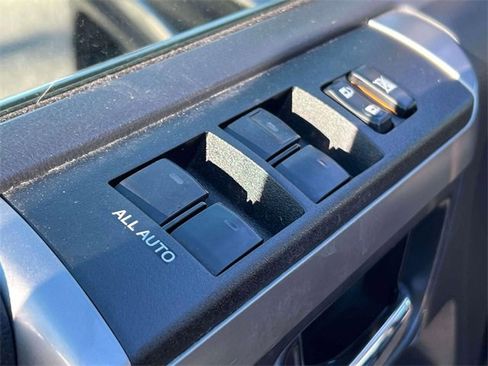 Used 2020 Toyota 4Runner Limited image 18