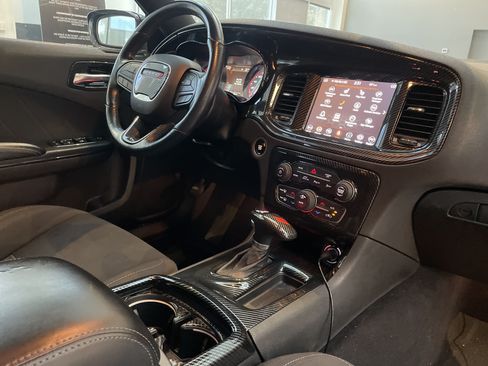 Used 2021 Dodge Charger R/T w/ Driver Convenience Group RWD image 38