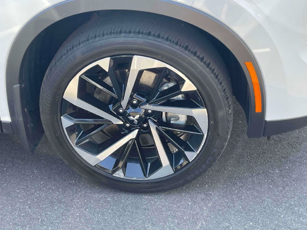 Used 2024 Mitsubishi Outlander SE AWD/4WD image 7
