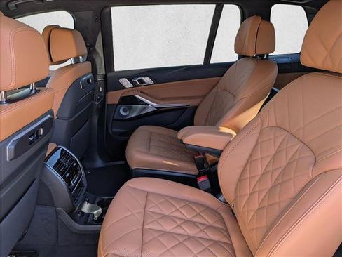 New 2026 BMW X7 xDrive40i w/ M Sport Package image 17