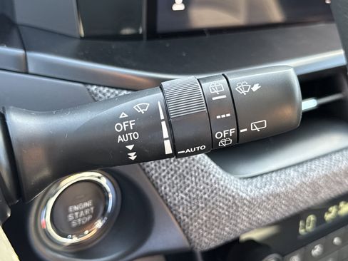 New 2026 Subaru Outback Limited AWD/4WD image 18