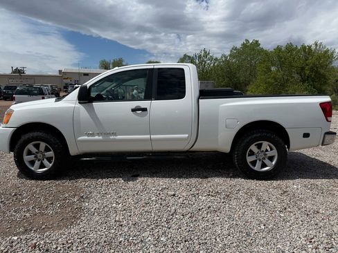 Used 2009 Nissan Titan SE w/ SE Max Utility Pkg AWD/4WD image 8