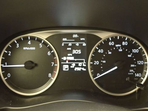 Used 2025 Nissan Kicks Play S FWD image 14