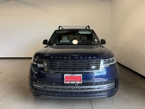 Used 2023 Land Rover Range Rover Long Wheelbase SE AWD/4WD image 7