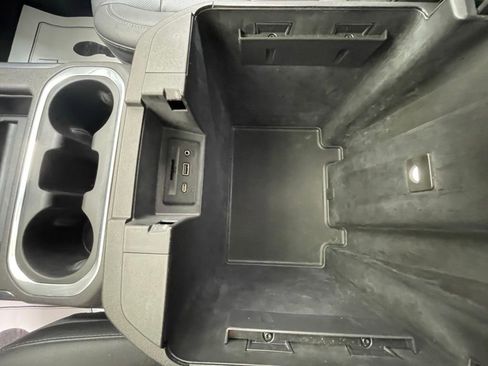 Used 2021 GMC Sierra 1500 SLT w/ SLT Premium Package image 18