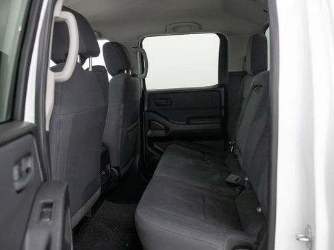 Used 2022 Nissan Frontier S w/ Technology Package AWD/4WD image 19