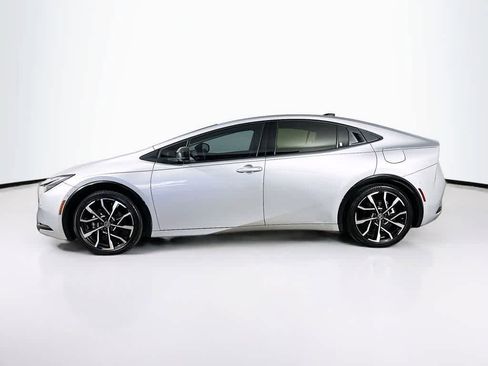 Used 2025 Toyota Prius Plug-In Hybrid w/ Limited Premium Package FWD image 3