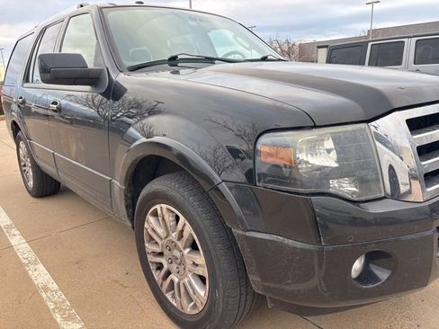 Used 2013 Ford Expedition Limited image 3