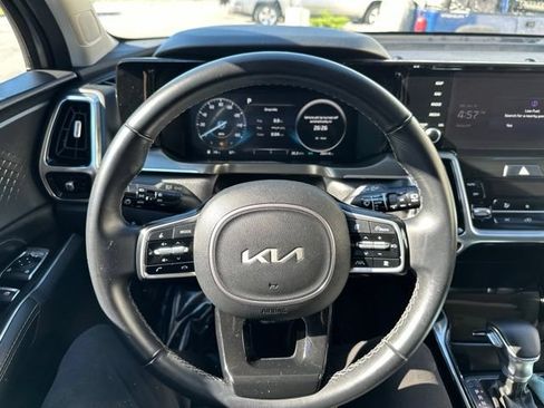 Used 2023 Kia Sorento SX AWD/4WD image 21
