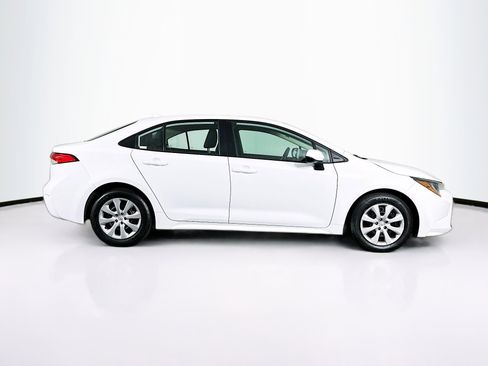 Used 2024 Toyota Corolla LE image 10