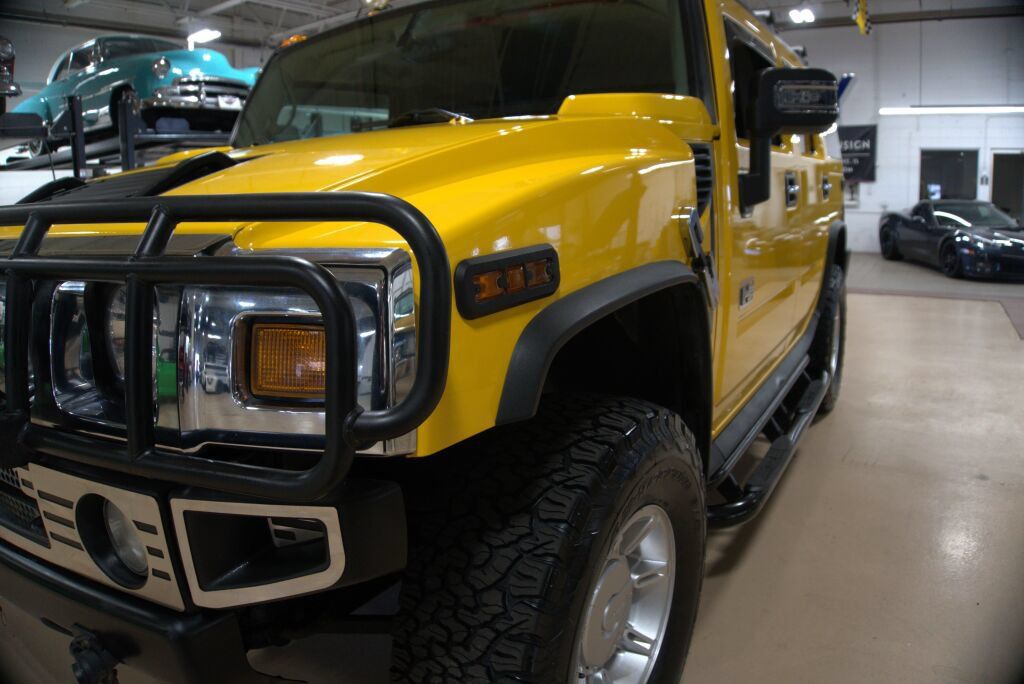 Used 2003 HUMMER H2 w/ Preferred Equipment Group AWD/4WD image 14
