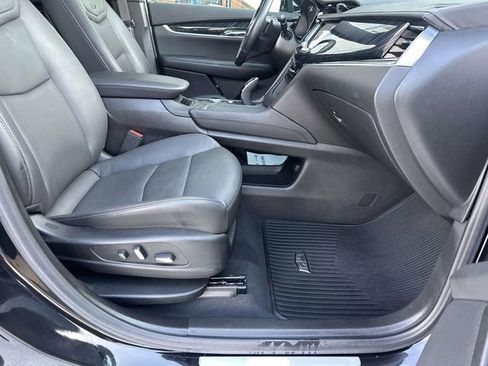 Certified 2023 Cadillac XT6 Premium Luxury AWD/4WD image 53