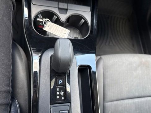 Used 2025 Toyota Prius LE FWD image 20