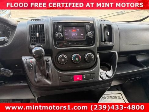 Used 2021 RAM ProMaster 2500 FWD image 8
