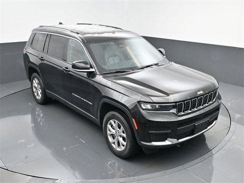 Used 2022 Jeep Grand Cherokee L Limited image 23