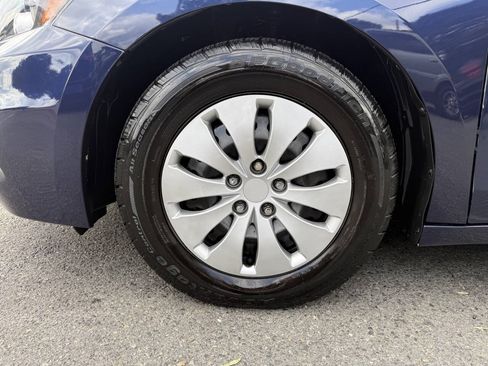 Used 2012 Honda Accord LX image 22