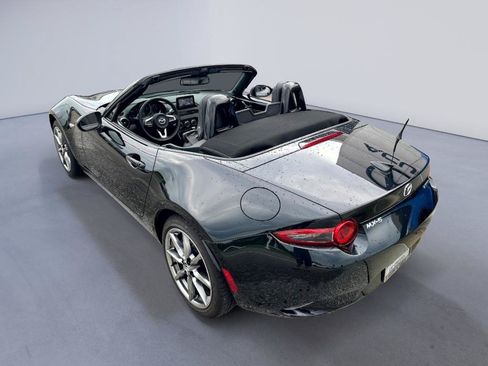 Used 2023 MAZDA MX-5 Miata Grand Touring RWD image 4
