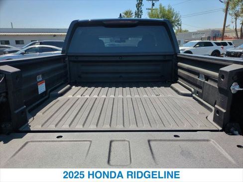 Certified 2025 Honda Ridgeline Sport+ image 23